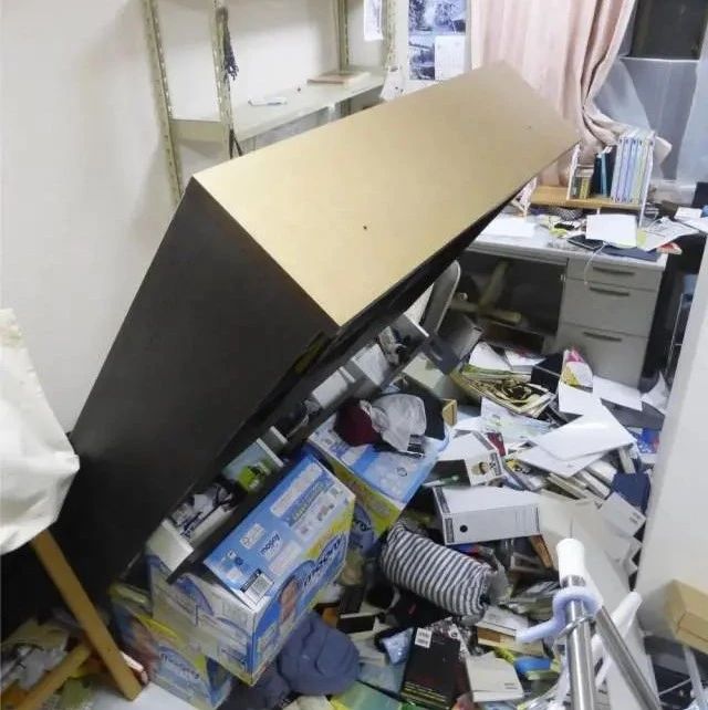 日本福岛地区发生7.3级强震！现场视频曝光