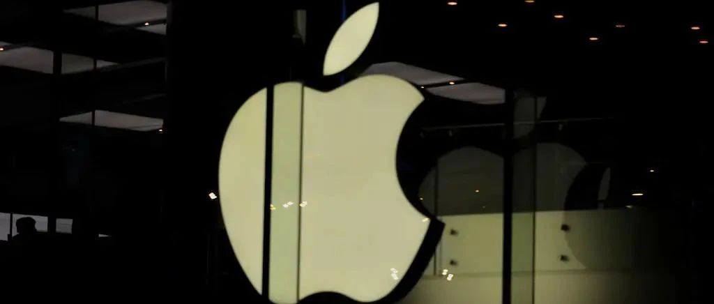 苹果将安排高管参加App Store听证会；Clubhouse否认130万用户信息泄露；元气森林为“0蔗糖”宣传致歉｜Do早报
