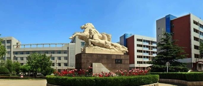 学院深化校企合作 推进学生实习就业工作