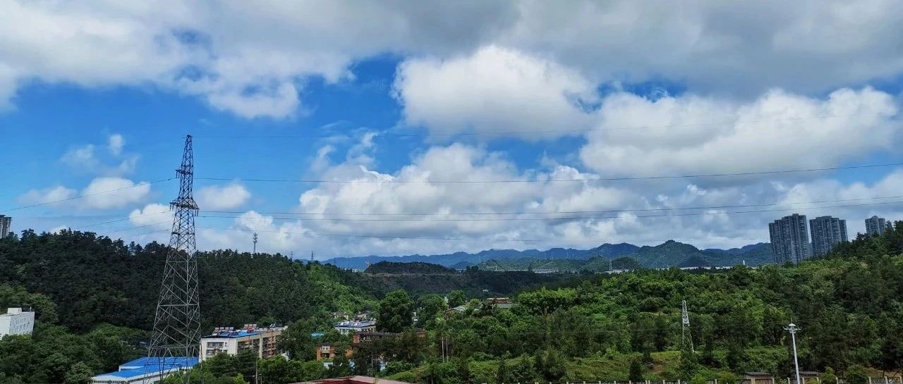 与你同在！湖北汽车工业学院党委书记程红兵校长张文学致身处河南灾区学生和校友的慰问信