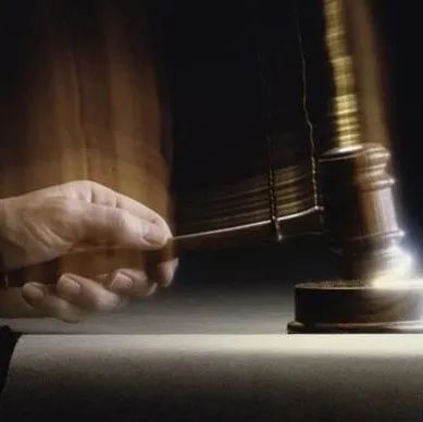 20万请“大V”直播带货，卖了不到500