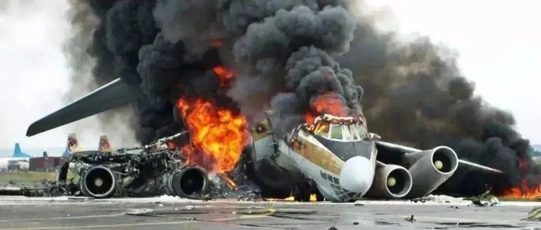 524人遇难：飞机坠毁前10分钟乘客们的反应