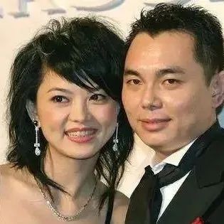 李湘和富豪老公离婚后，一个皈依佛门，一个每月生活费65万