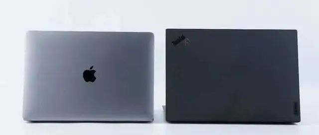 ThinkPad X1 Carbon vs苹果MacBook Air，你选第12代酷睿还是苹果M系列芯片？