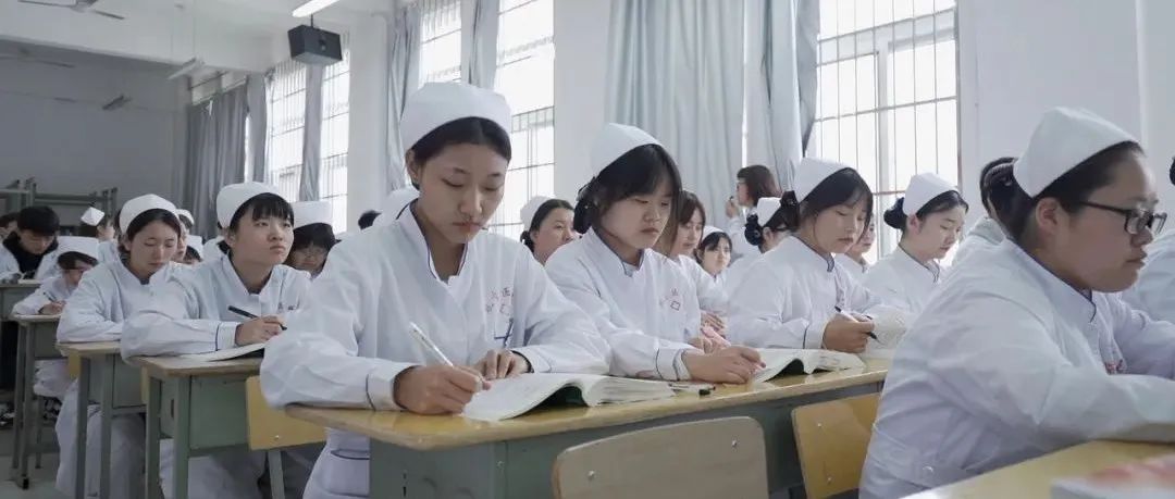 现在学习护理专业还好就业吗？