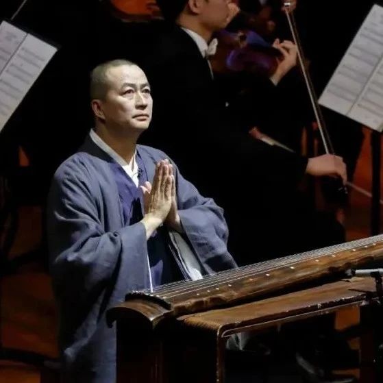 30多年后，这个曾在北京流浪的歌手，弹着古琴吟起了《春江花月夜》...