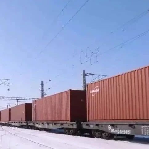 新疆发挥通道优势 外贸经济蓬勃发展