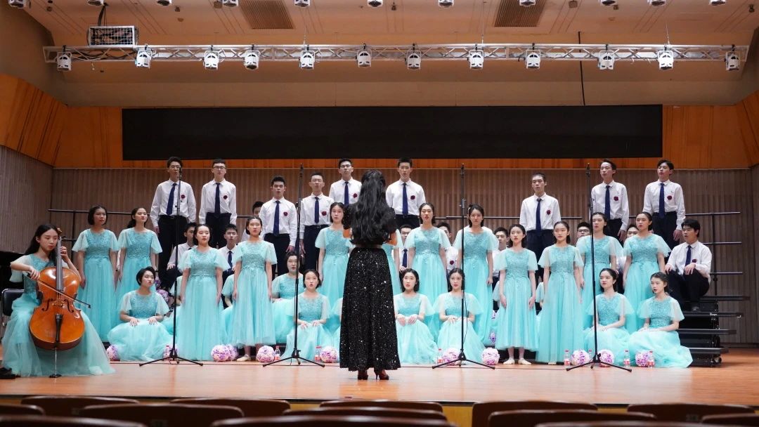 喜讯 | 我校喜获广州市“第十六届学校合唱节”班级合唱高中组一等奖