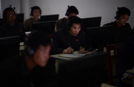 朝鲜黑客：17岁开始接受培训 共1800名战士