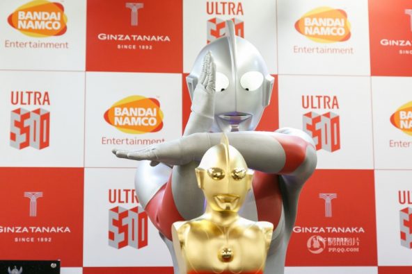 700万纯金奥特曼胸像 在日本东京“GINZA TANAKA”亮相