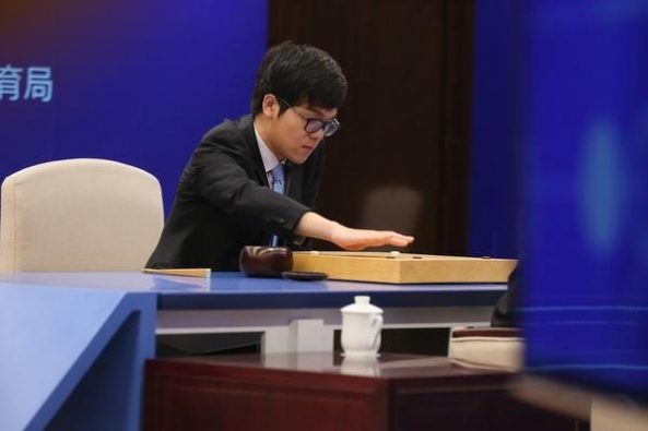 王思聪怼柯洁 执黑以1/4子负于AlphaGo